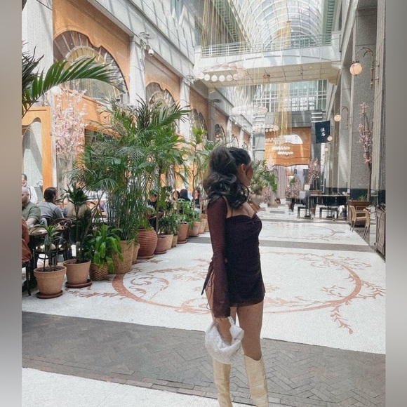 (NEW) Look Sky - Drawstring Side Tie Brown Bodycon Dress (Size M) - Picture 2 of 4